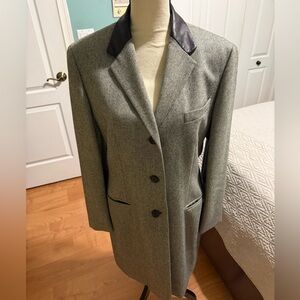 Vintage Lauren Ralph Lauren wool Coat with Black Lambskin Leather Collar Size 12